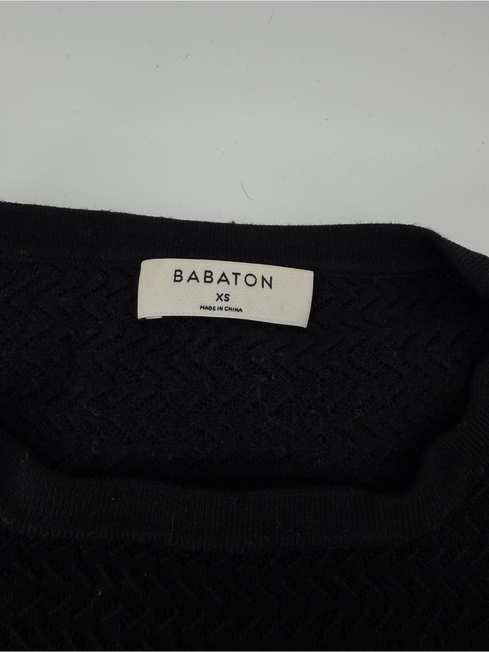 Babaton Aritzia Black Mixed Knit Cropped Sweater Vest Tank Top Size XS - Picture 2 of 4